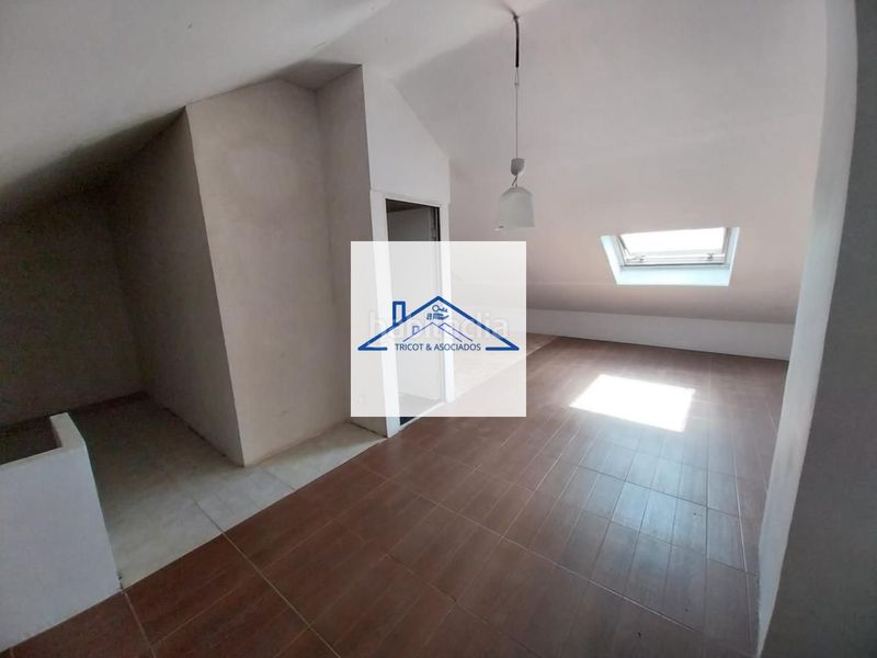 Foto a1f74d28-3bdc-4a07-926c-110c1952c35f. Casa adossada amb calefacció a Las Lomas Seseña