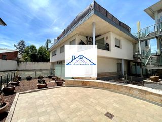 Ground floor  Hospedería. Bajo de 2 dormitorios en casarrubios del monte
