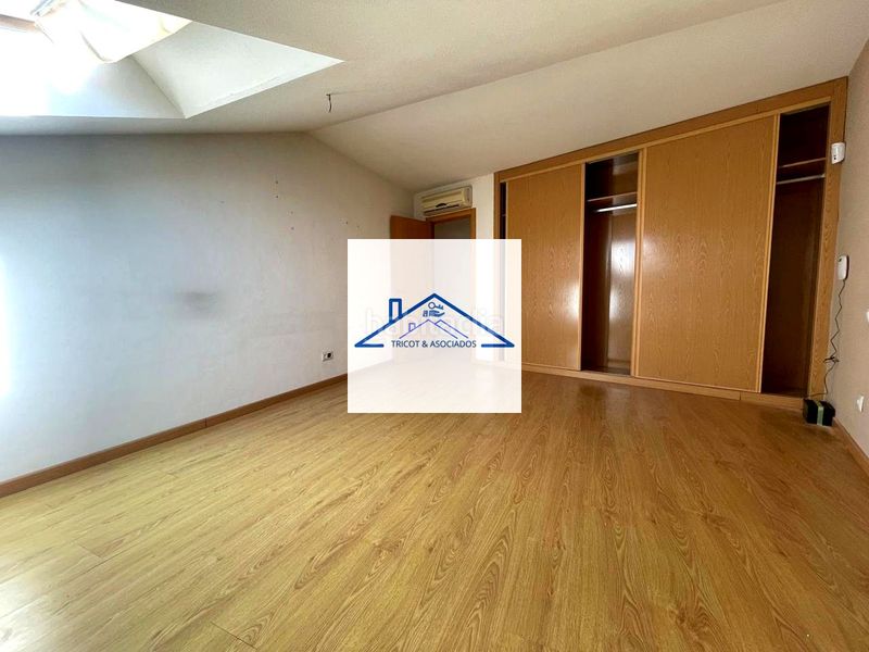 Foto d4cd44eb-4c6f-4174-943d-ae53a660afc3. Flat with heating parking in Bargas