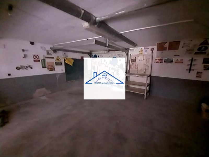 Foto 181b06b7-423a-4f59-a8fc-aae778fbe9fe. Casa amb aparcament a Quismondo