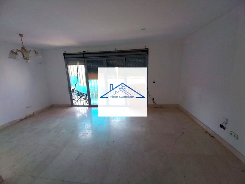 Foto 5257ed19-2fd6-4649-a341-144c49b7fabe. Casa amb aparcament a Quismondo