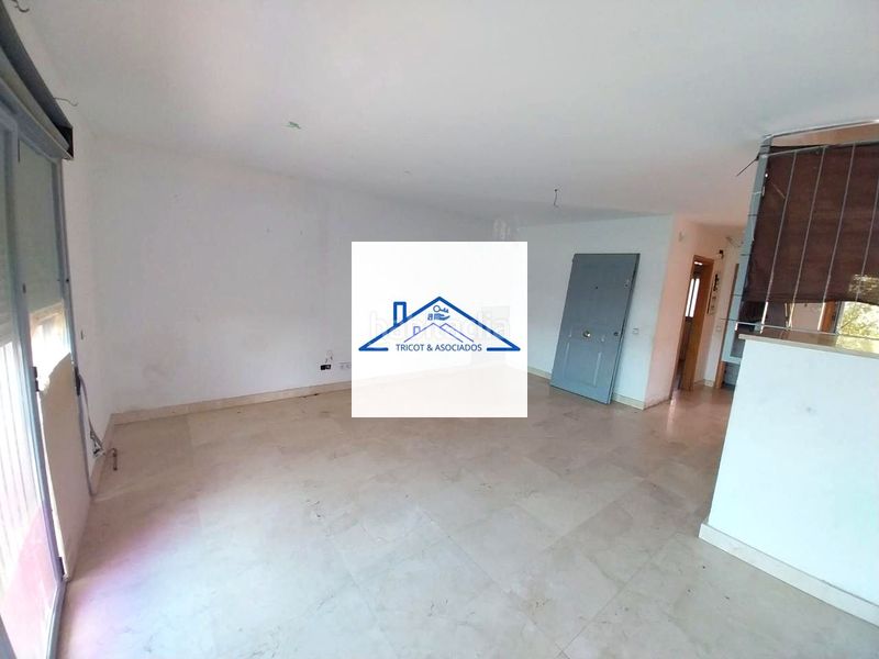 Foto 57d802f9-0e2f-431d-bc70-a64a884e65ee. Casa amb aparcament a Quismondo