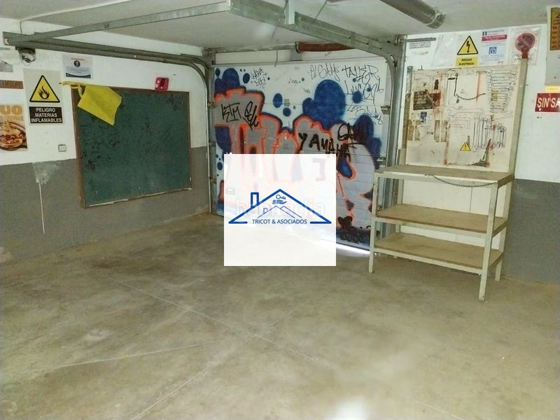Foto e819473d-9a52-4e45-af21-56ab74bd1779. Casa amb aparcament a Quismondo