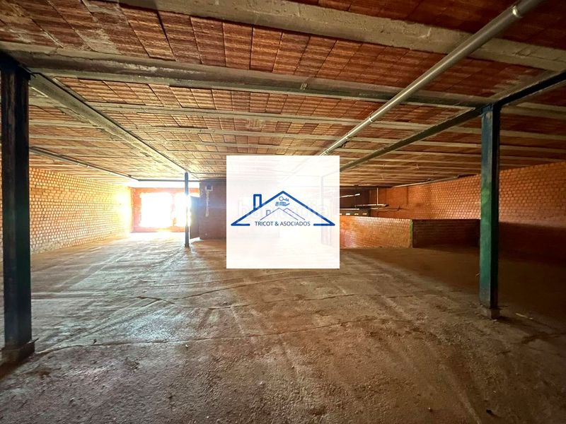 Foto 47e4b3b1-551b-432e-82a2-3eb5e94a529f. Casa amb aparcament a Urda