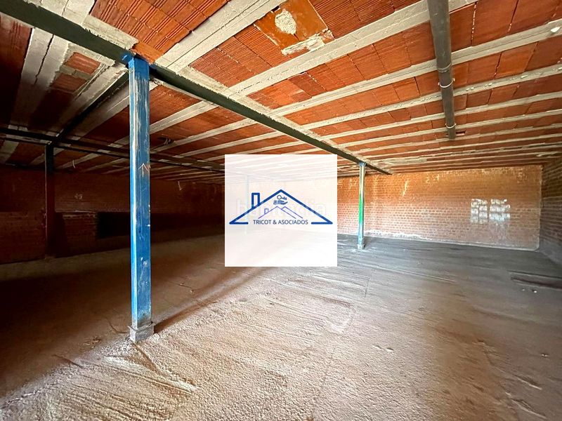 Foto aef6947e-8c24-4aa9-b610-6e4b596109cd. Casa amb aparcament a Urda