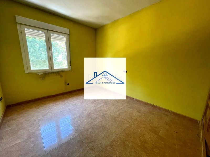 Foto be49fab3-4f29-49ad-ae02-c57d73be5bcc. Casa amb aparcament a Urda