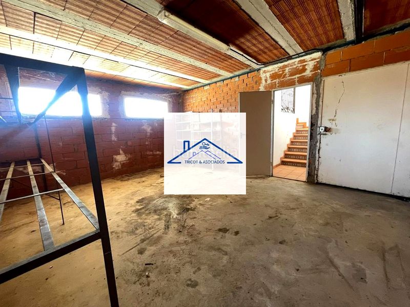 Foto c4d44247-5e8b-42e2-96b1-e302d83d423c. Casa amb aparcament a Urda