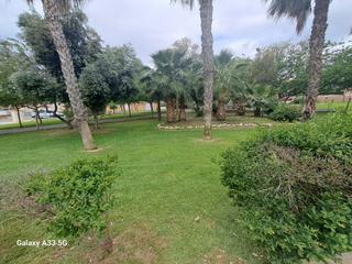 Casa adossada a Las Lomas - Las Yucas. Dúplex con jardín en el rubial