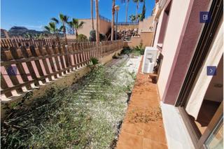 Apartamento en Urbanización collados zieschang 28a. Bajo con jardín en los collados