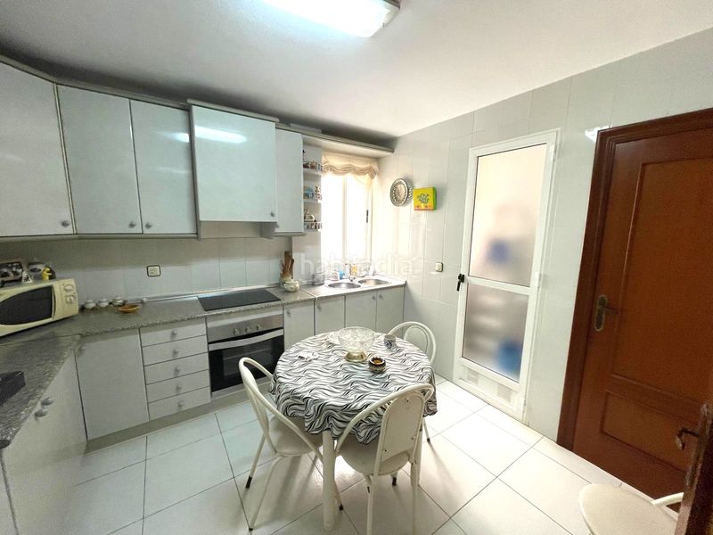 Foto 5942580b-3368-4d3a-b635-38a0f97ff7dd. Pis a Casco Antiguo Águilas