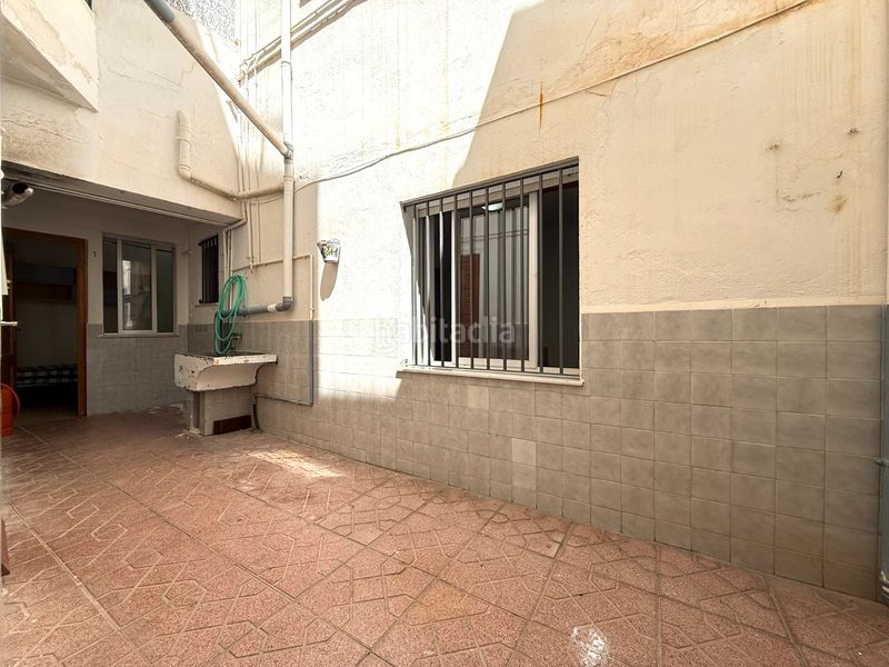 Foto b9e4bf4c-59e8-4ce1-8f83-fb47554bbbbc. Pis a Casco Antiguo Águilas