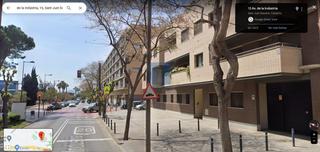Car parking  De la industria. Plaza de garaje en venta en avenida de la industria 15, sant jus
