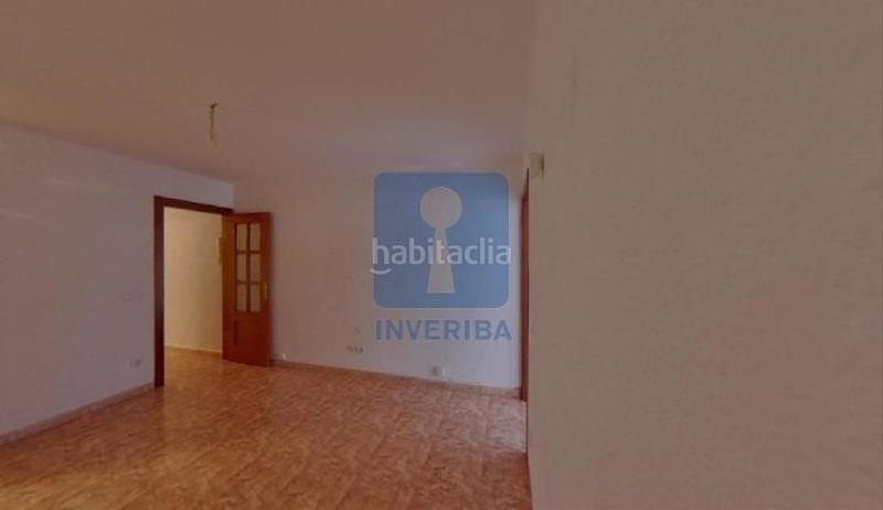 Foto 48b4e350-d66d-4af7-affb-766f4ed7e29a. Piso inmueble ilegalmente okupado situado en la calle Pubilla Cases 16, 12, hospitalet de llobregat, barcelona en Hospitalet de Llobregat (L´)