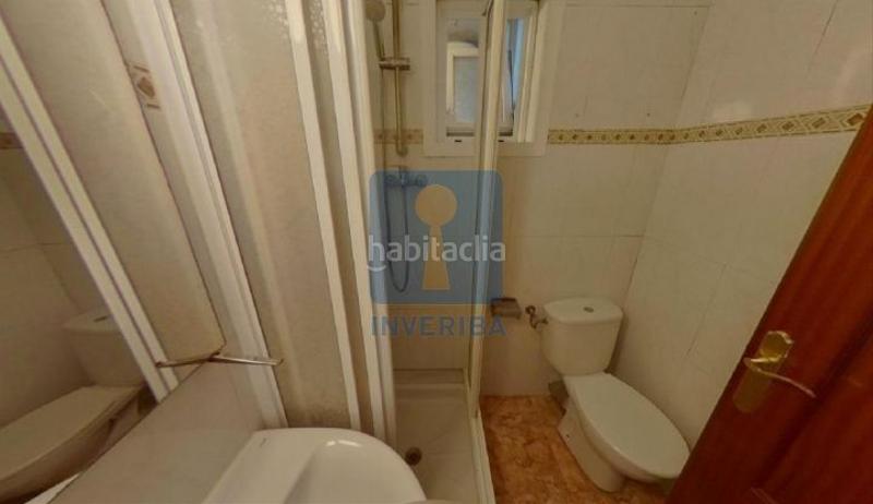 Foto 5b364e39-2376-4d00-8f9d-0c7981b33191. Piso inmueble ilegalmente okupado situado en la calle Pubilla Cases 16, 12, hospitalet de llobregat, barcelona en Hospitalet de Llobregat (L´)
