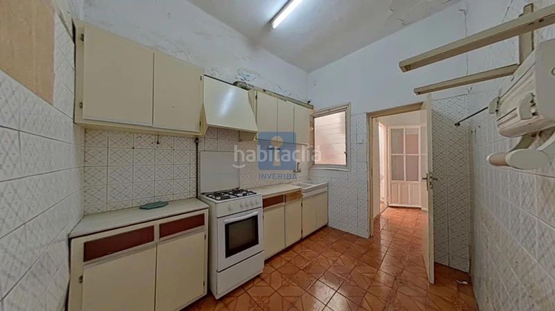 Foto 326ccfdc-e7b1-4f82-a65e-52a12e0395c9. Casa adossada a Can Vidalet Esplugues de Llobregat