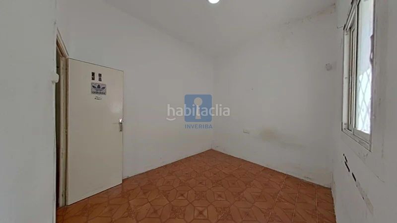 Foto 5d6a6392-1010-4eca-a4f0-ab1e448517ff. Casa adossada a Can Vidalet Esplugues de Llobregat
