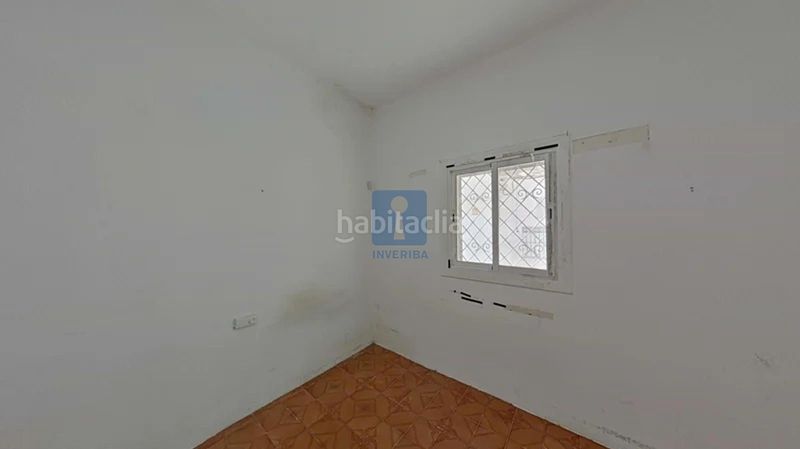 Foto cf9f29bd-b48f-4b28-bce3-c46ca23ef866. Casa adossada a Can Vidalet Esplugues de Llobregat