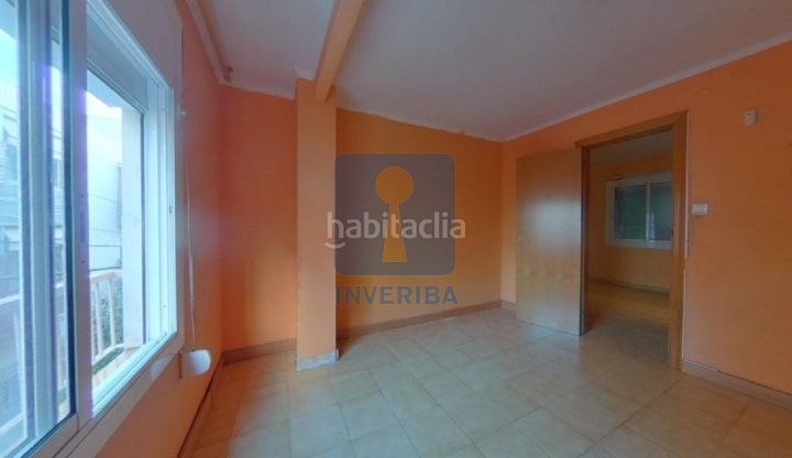 Foto ad7b2835-932c-4c9c-8db0-c57b64b9dfe0. Pis amb calefacció a El Pedró Cornellà de Llobregat