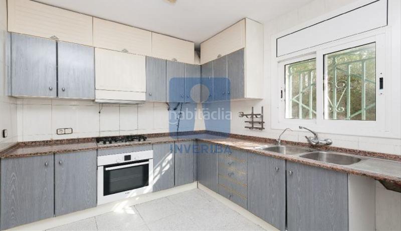 Foto 57dbc7ee-929f-4a58-b209-7e57f6f581df. Haus mit parking pool in Olesa de Bonesvalls