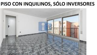 tico  Guifr el pels. Ponemos en venta este inmueble , situado en la  calle guifr el