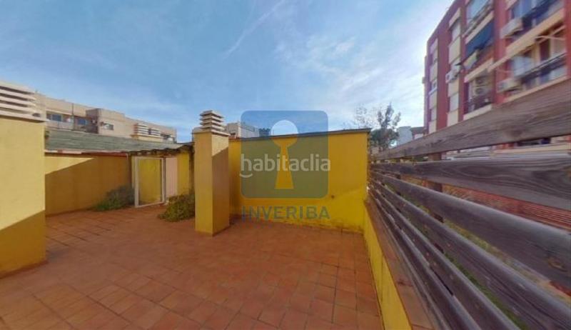 Foto 0815a01e-9ce0-47ee-bf3a-b58314f22afb. Duplex con riscaldamento in Marianao Sant Boi de Llobregat