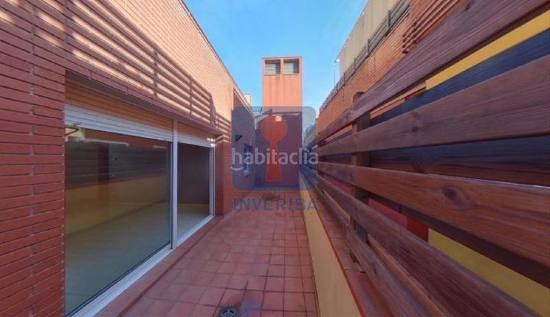 Foto 56ca831b-546a-4b20-815f-184d9d2f5b77. Duplex con riscaldamento in Marianao Sant Boi de Llobregat