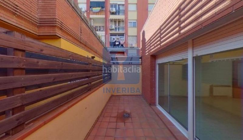 Foto 5f17c642-4b9a-4d14-8625-9837d2593848. Duplex con riscaldamento in Marianao Sant Boi de Llobregat