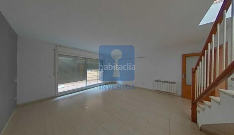 Foto ebec99c7-338d-4b18-9785-5e11bed0f907. Duplex con riscaldamento in Marianao Sant Boi de Llobregat