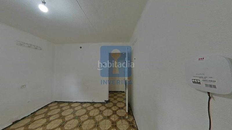 Foto 836194dd-78ec-47d3-98be-ae78d3edf467. Piso inmueble ilegalmente okupado situado en la calle alfonso xii 788, 13, , barcelona en Badalona