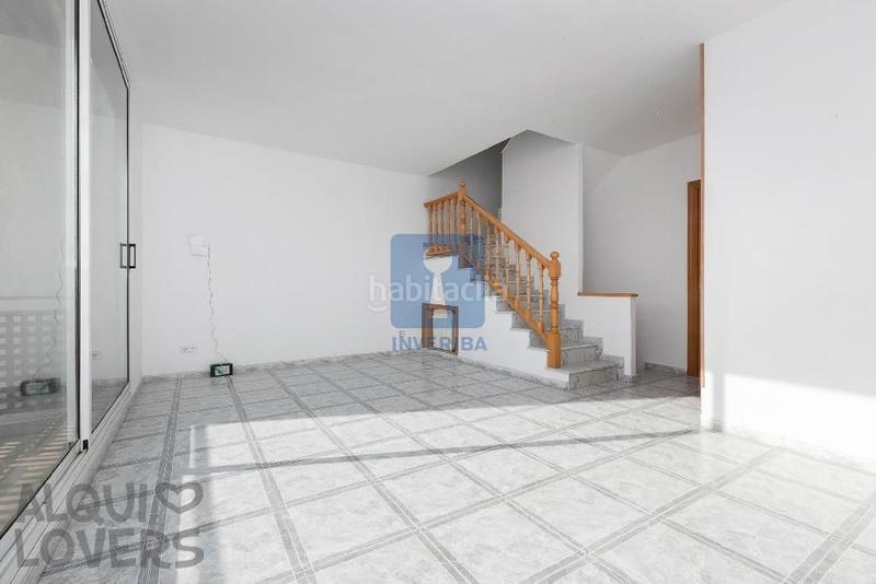 Foto 229e1b41-4a92-4e9f-ad43-46c7478990b9. Semi detached house with heating parking in Sant Vicenç dels Horts