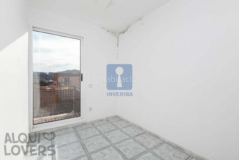 Foto 3e2e3912-3dc1-486d-bc41-5aed9e5bf171. Semi detached house with heating parking in Sant Vicenç dels Horts