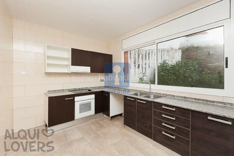 Foto 6db6e4e3-1235-42d7-bc6a-4e83491b61ce. Semi detached house with heating parking in Sant Vicenç dels Horts