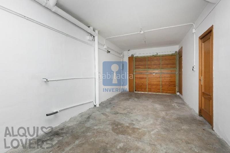 Foto b3e881ec-08d1-45b3-b12f-40e78edbf581. Semi detached house with heating parking in Sant Vicenç dels Horts