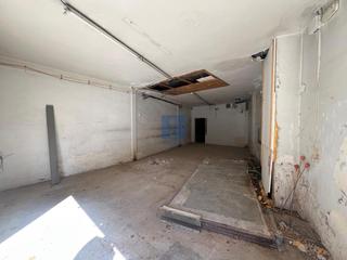 Local commercial  Pineda. Local en venta en la avenida pineda de castelldefels.