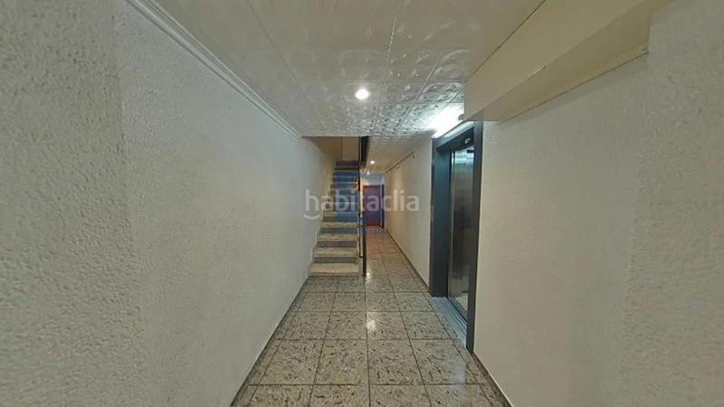 Foto 65e0ee3b-7ff3-42fa-b289-e6964cb50321. Flat in La Gavarra Cornellà de Llobregat