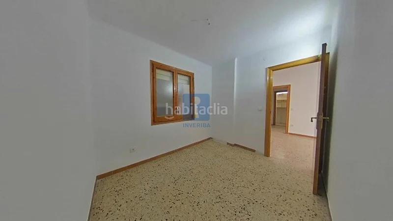 Foto af8a5011-8e89-405f-90b4-372bed96e724. Flat in La Gavarra Cornellà de Llobregat