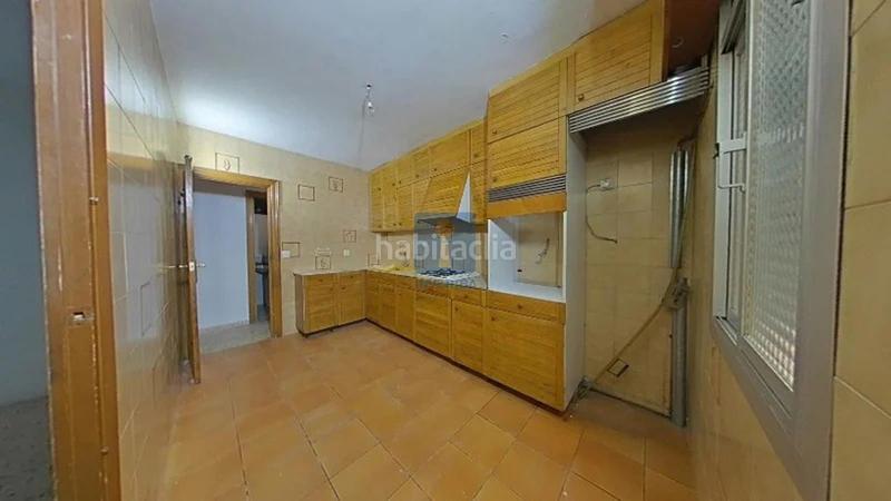 Foto ffe06a83-853d-48c7-aa77-dcc9be3fd831. Flat in La Gavarra Cornellà de Llobregat