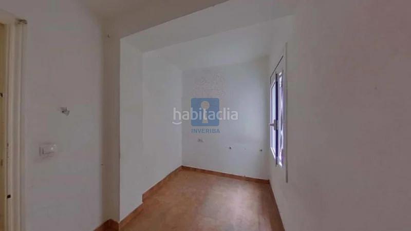 Foto e1404797-48c5-4915-8899-51962a5e622a. Piso inmueble ilegalmente okupado situado en la calle ferrocarril 58, 3 g1, mollet del vallés, barcelona en Mollet del Vallès