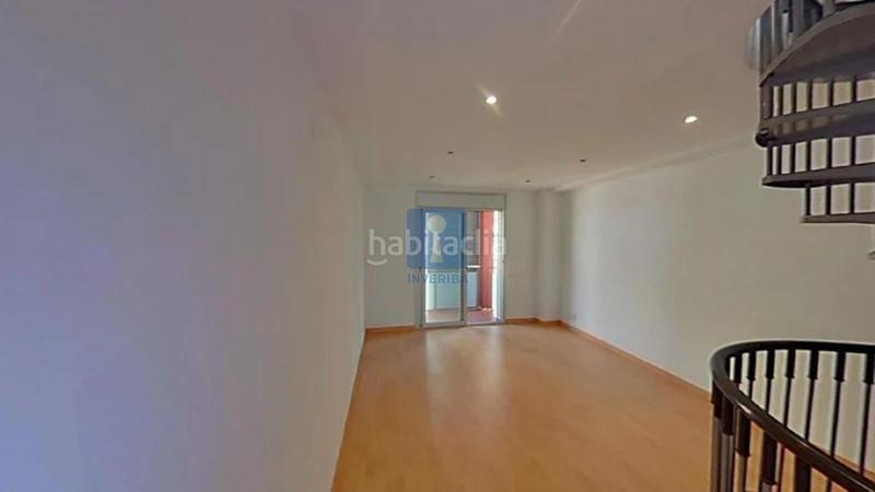 Foto 1a28b0a1-1ba1-4bb7-b120-ae96f574bb4b. Duplex avec chauffage dans Can Vinader Castelldefels