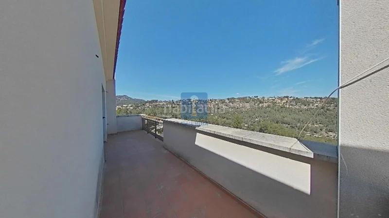 Foto 148a614c-847a-4c23-9502-08f2a0607d7f. Maison avec chauffage parking dans Cervelló