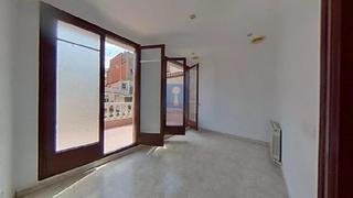 Appartement  Jardi. Piso alquilado en venta en calle jard, hospitalet de llobregat,