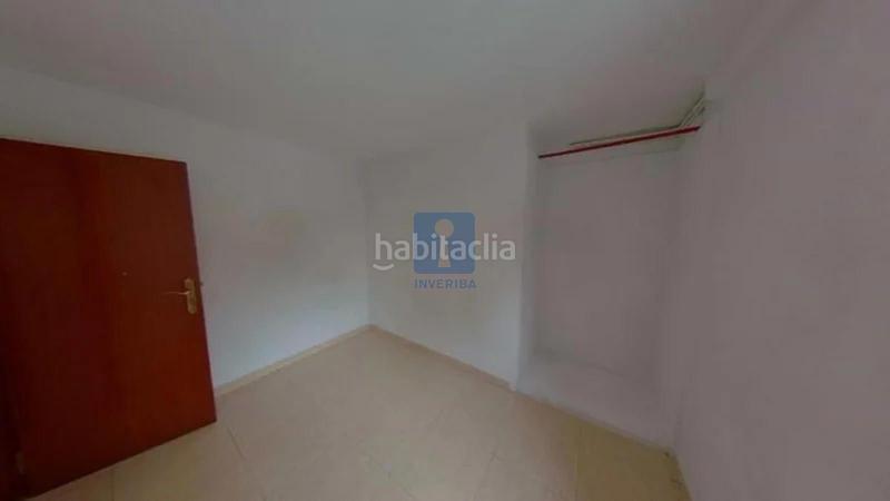 Foto 75053ae3-fd56-4fa9-be72-95f831df0396. Piso inmueble okupado situado en la calle cavall bernat , barcelona en Terrassa