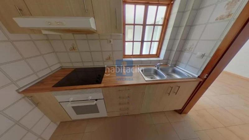 Foto 719ac182-93b5-4098-9298-ea22798fcff2. Piso inmueble ilegalmente okupado situado en la plaza dEls Merinals 40, 22, , barcelona en Sabadell