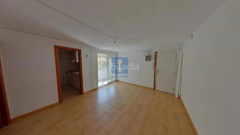 Foto a6cc76f6-b7d5-4bc7-9dee-8fc0572a40a8. Piso inmueble ilegalmente okupado situado en la plaza dEls Merinals 40, 22, , barcelona en Sabadell
