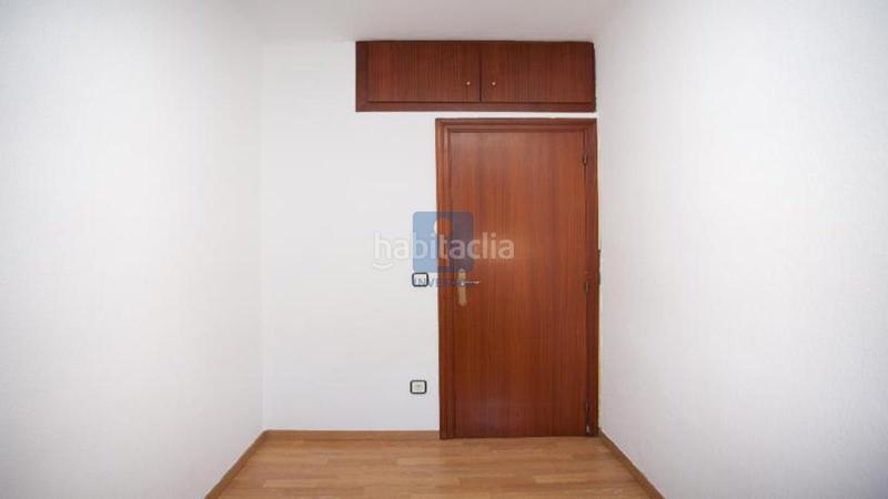 Foto c8c5b530-1f85-4f3b-85f4-67af3044ed7c. Pis a Sanfeliu Hospitalet de Llobregat (L´)