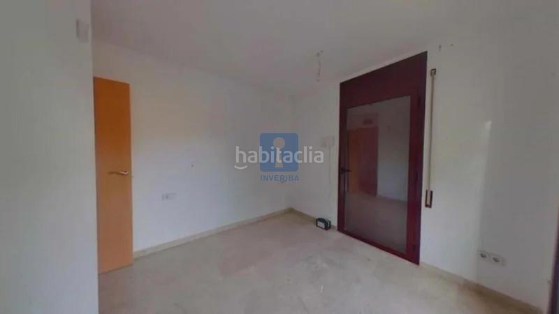 Foto d8435d04-2755-4dd2-98de-8f6cff52fd47. Pis a Centre Rubí