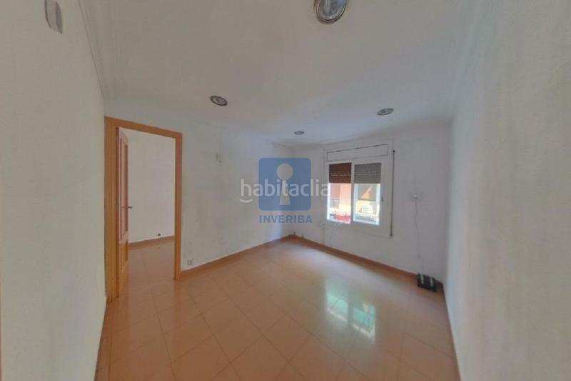 Foto 6fd2afca-ff95-45f4-99fa-4061c387488f. Pis a Collblanc Hospitalet de Llobregat (L´)