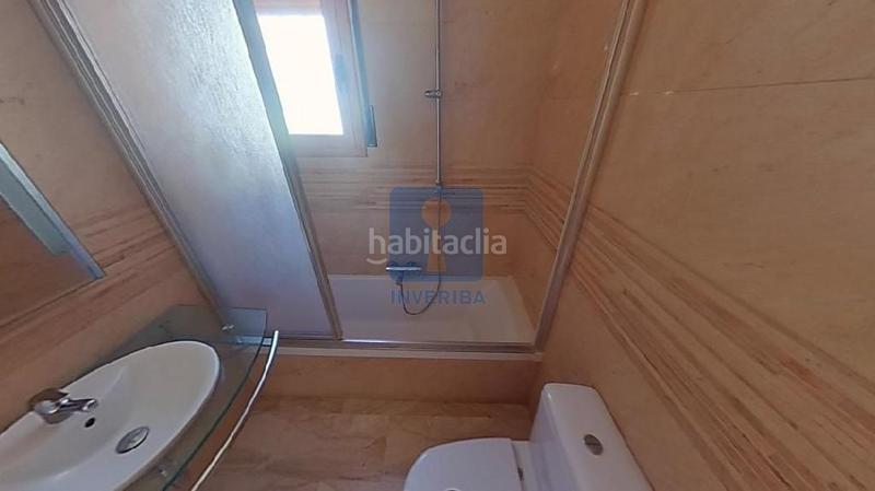 Foto 11b4688f-ffe7-4b3f-b6a9-976949da06c4. Haus mit parking in Olesa de Montserrat