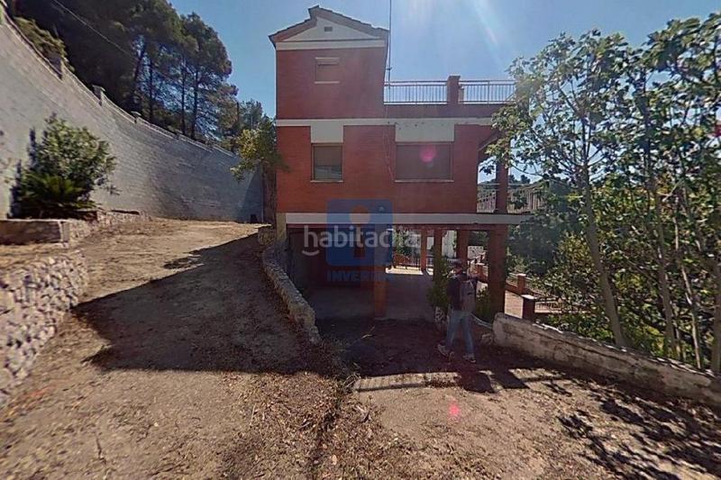 Foto 43c185d3-6cf9-4c3b-944b-9b491602ad3e. Haus mit parking in Olesa de Montserrat