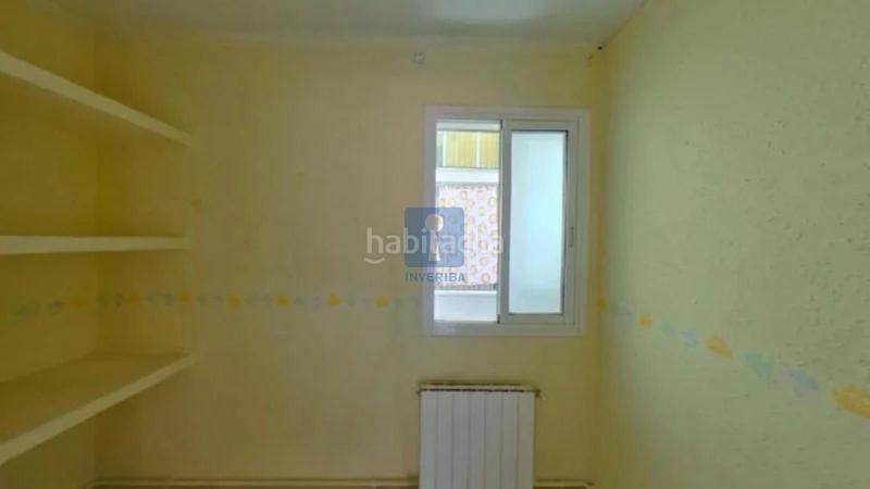 Foto 19d12b17-40e0-472d-9774-508a74e7a0d2. Piso inmueble ilegalmente okupado situado en la calle montmany 24, 31, , barcelona en Sant Boi de Llobregat
